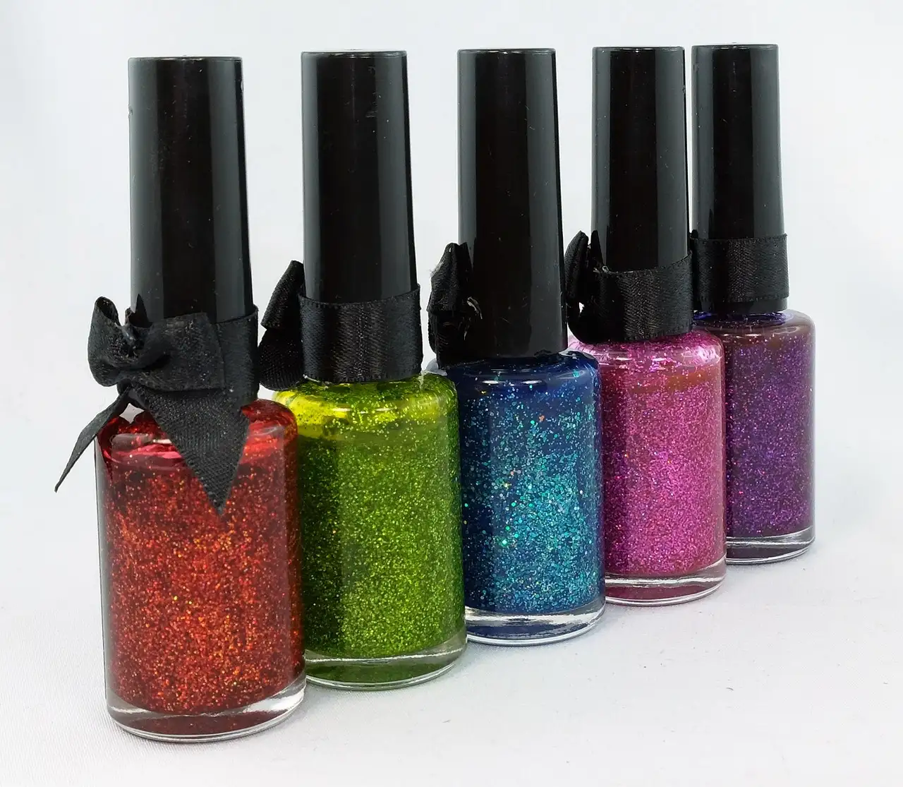 Ongles semi-permanents : Guide complet et conseils