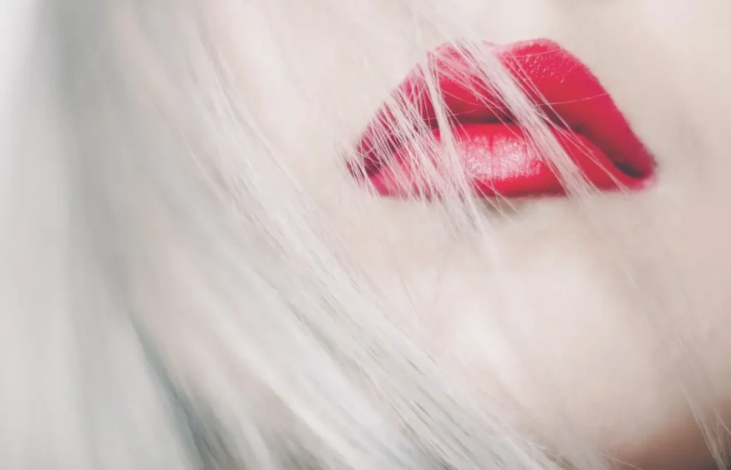Rouge à Lèvres Yves Saint Laurent : Couleurs et Textures