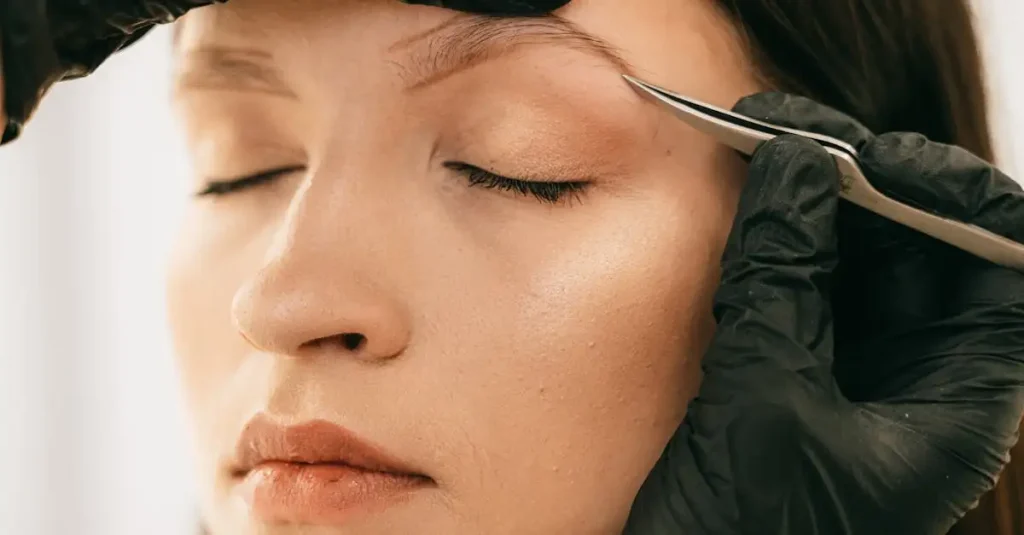 Épilation des sourcils : Techniques professionnelles et